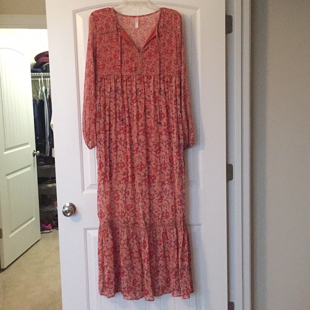Maxi dress